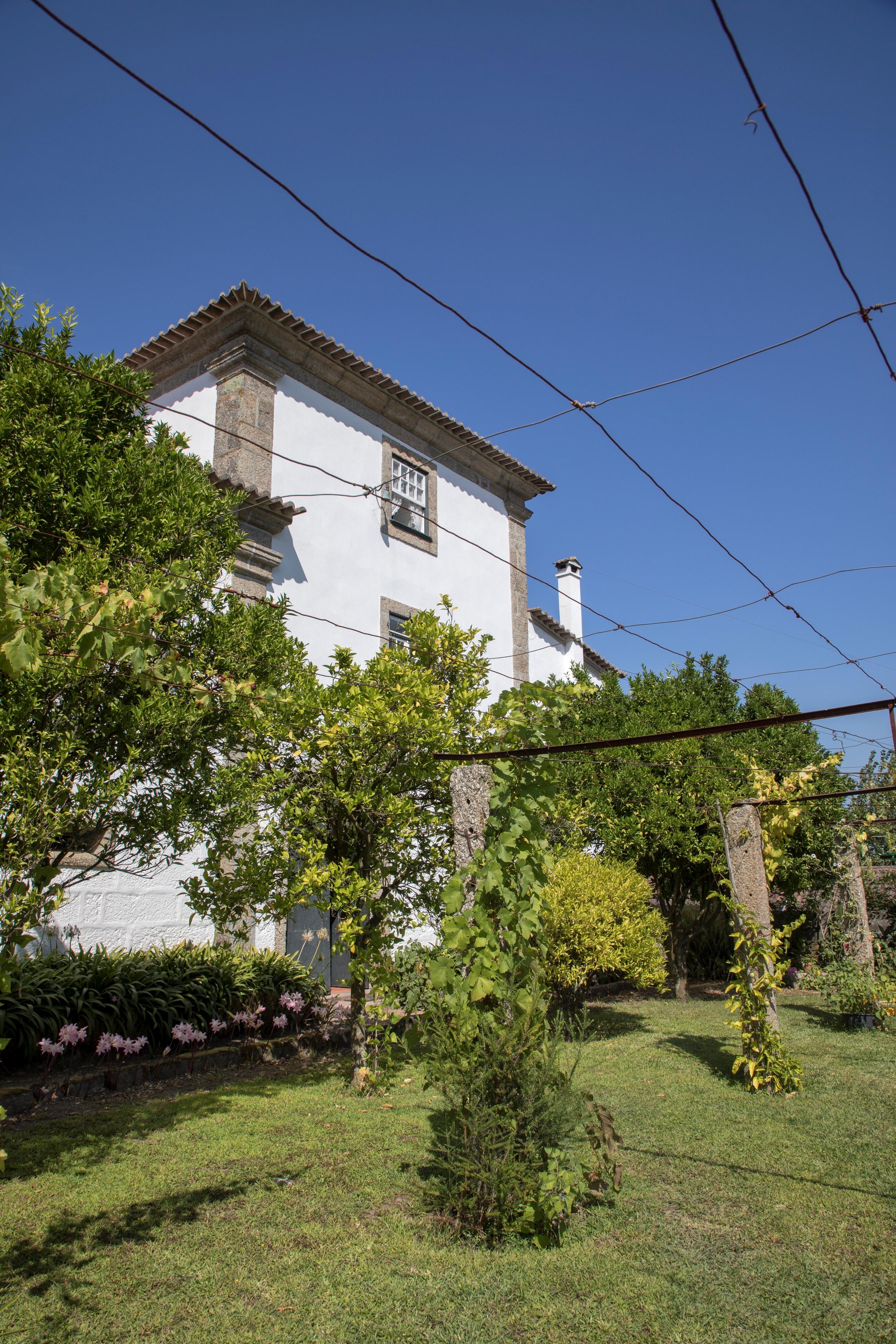 Casa Do Ribeiro Bed & Breakfast กิมาไรส์ ภายนอก รูปภาพ