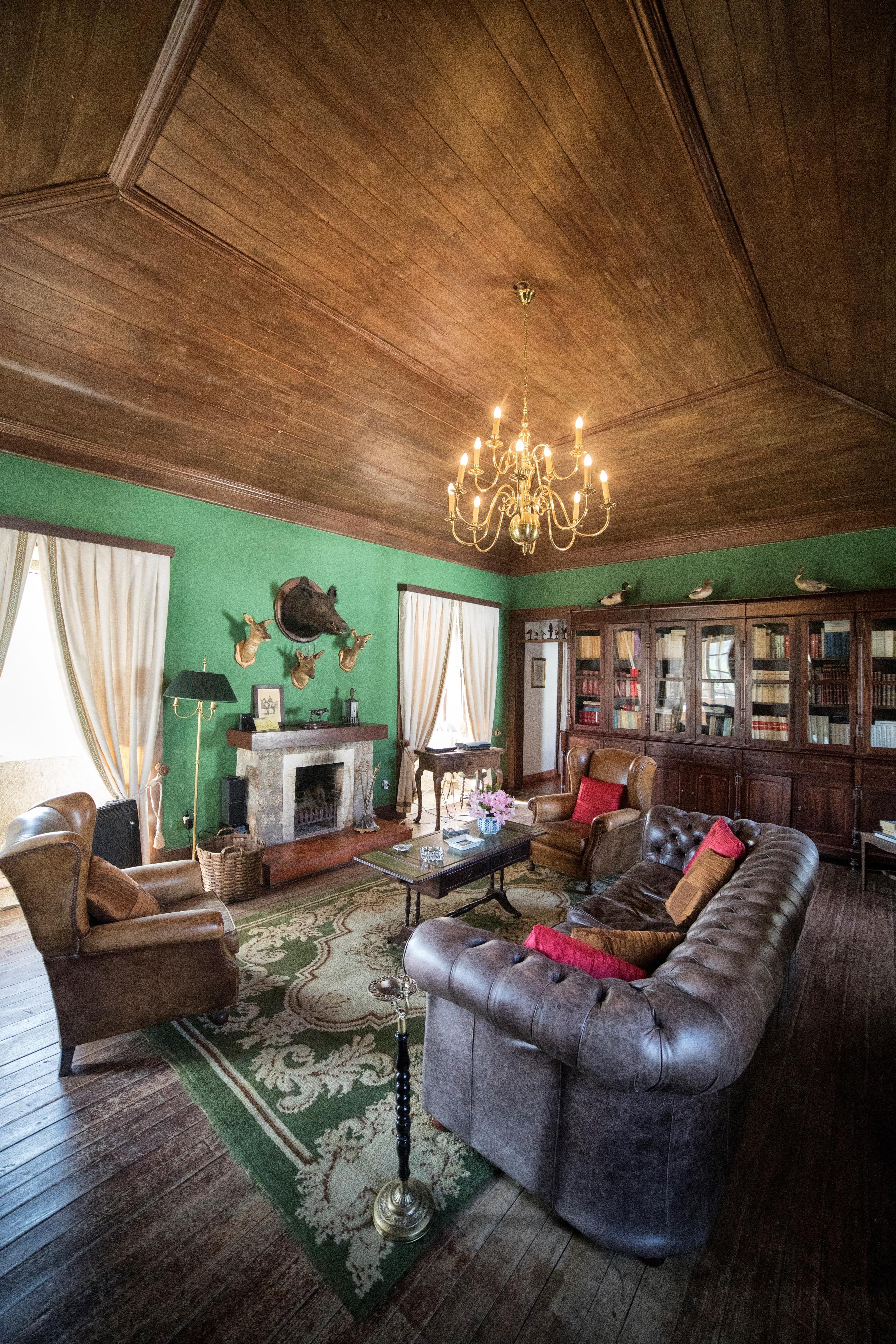 Casa Do Ribeiro Bed & Breakfast กิมาไรส์ ภายนอก รูปภาพ